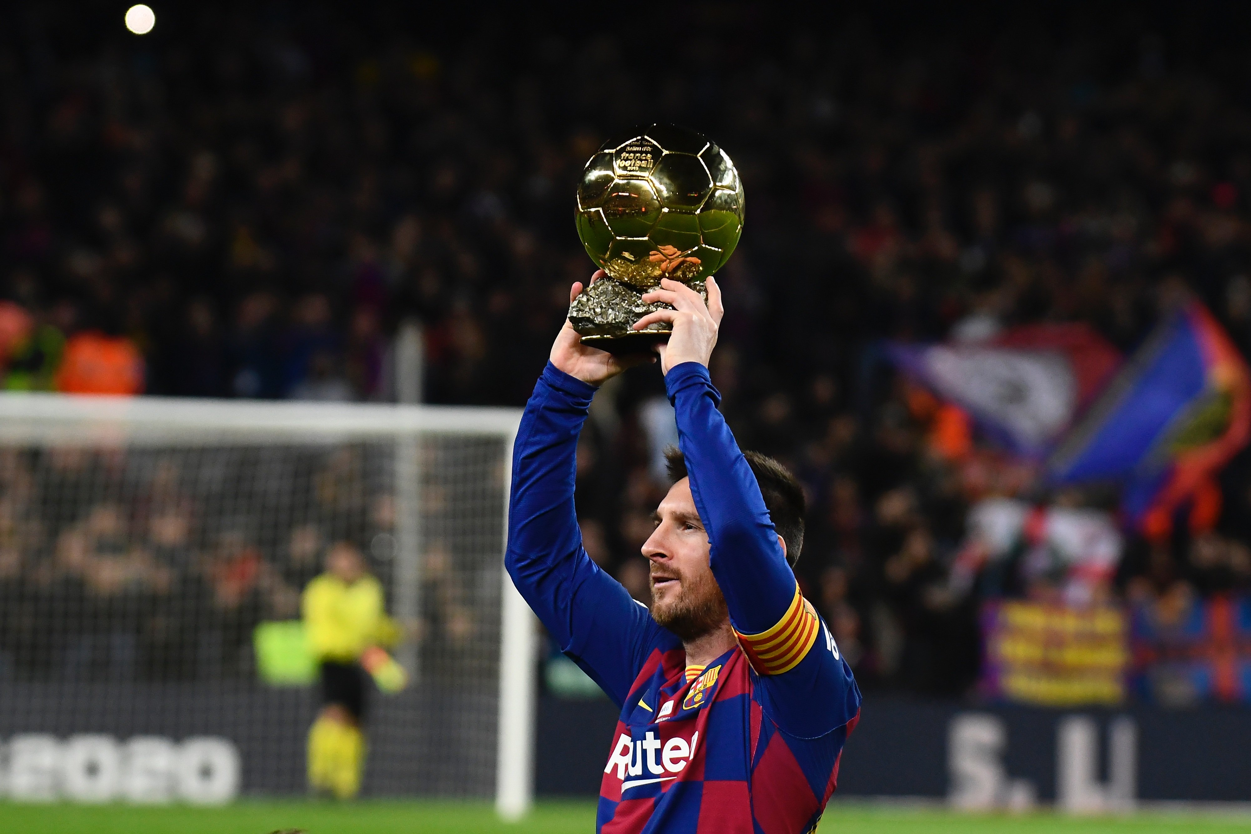 一走进牌局 一走进牌局