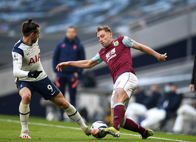 战术定位上 战术定位上