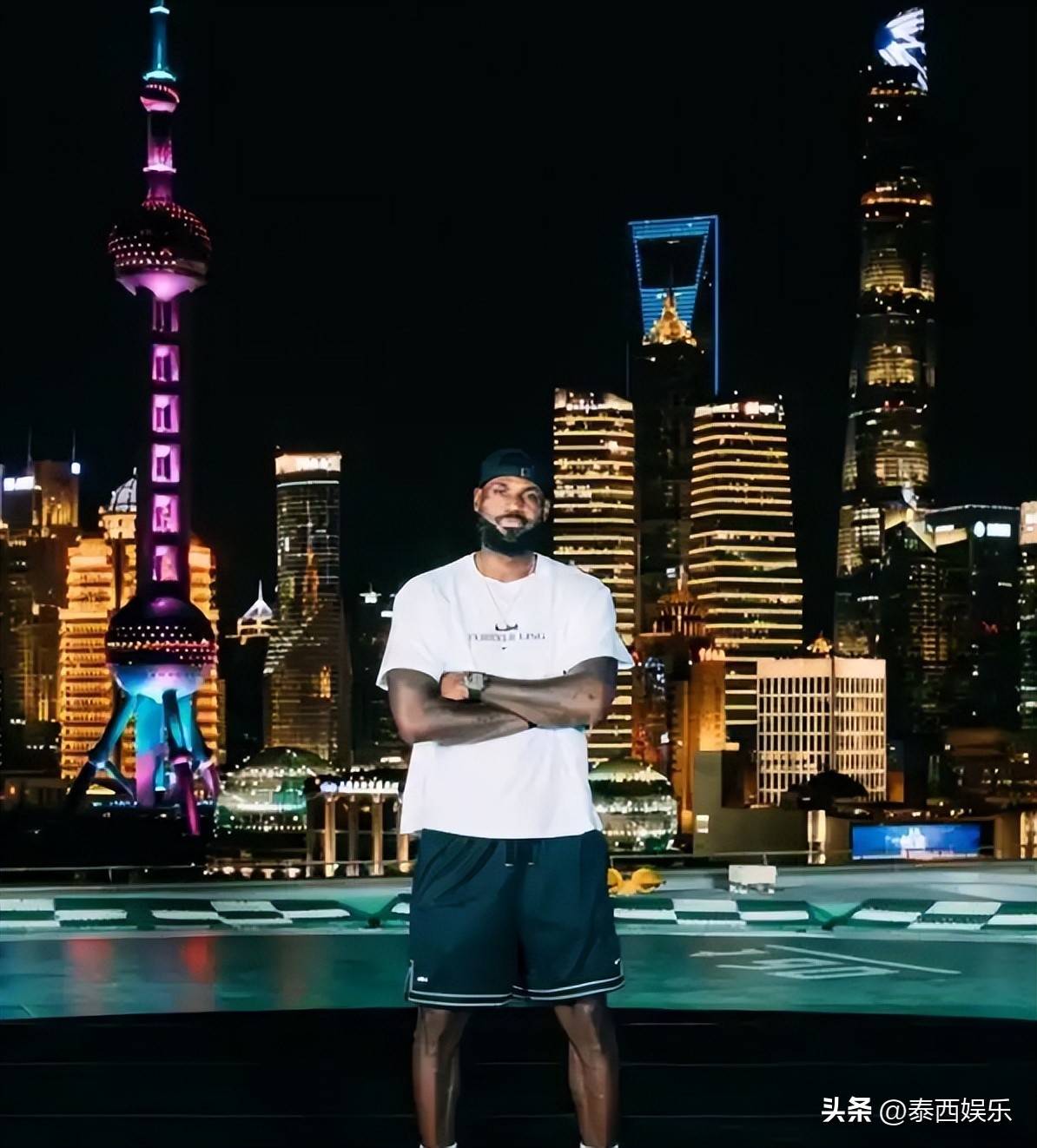 奏轴心